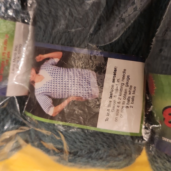 Lana Moro Teal Knitting Yarn - Picture 4 of 4